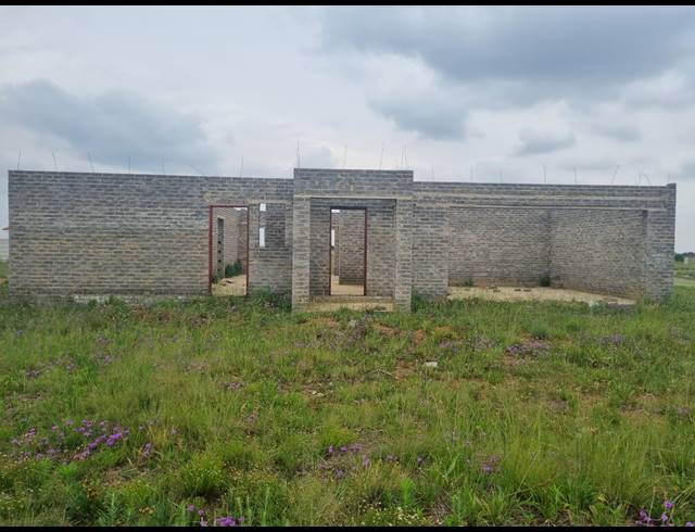 3 BEDROOM TOWNHOUSE FOR SALE IN ARCON PARK